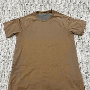 Lululemon Metal Vent Tech Short Sleeve Large